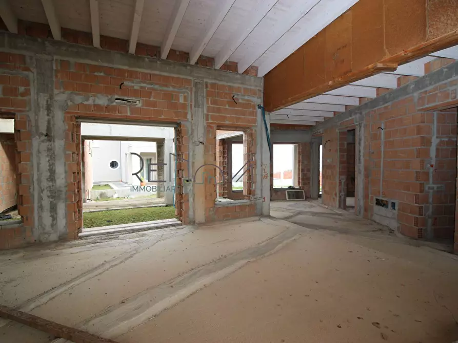 Immagine 3 di Villa in vendita  in Contrada Civita a Colonnella