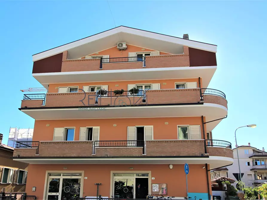 Immagine 1 di Appartamento in vendita  in Via D'Annunzio a Tortoreto