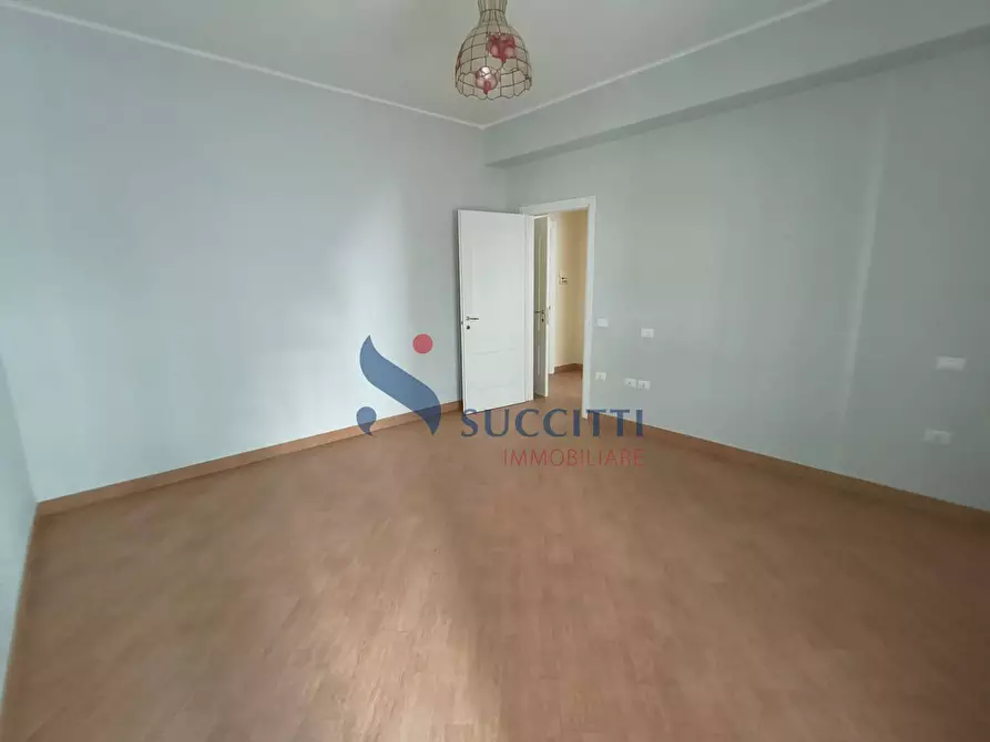 Immagine 18 di Appartamento in vendita  in via Mezzucelli a Teramo