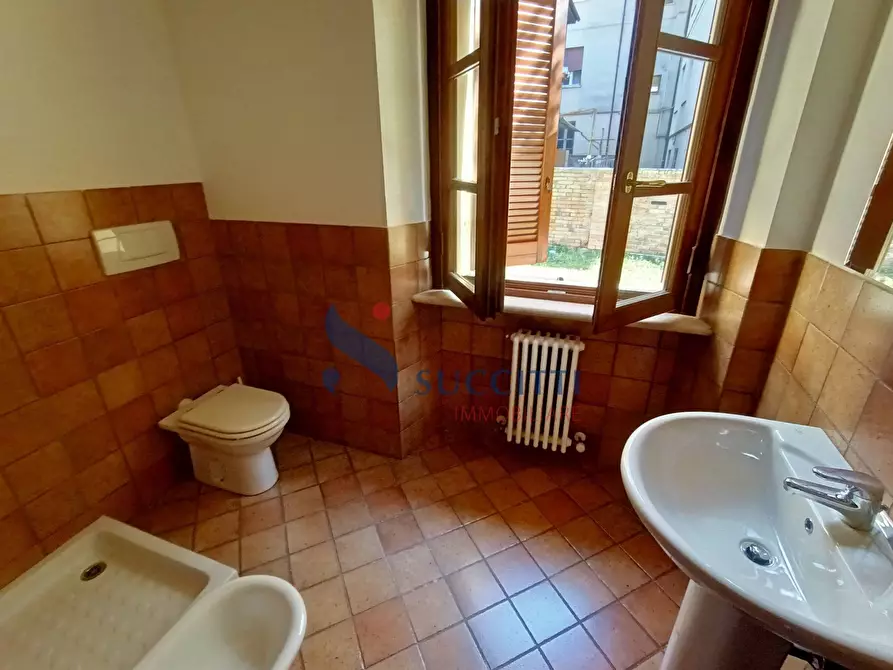 Immagine 29 di Villa in vendita  in Vicolo del sole a Teramo