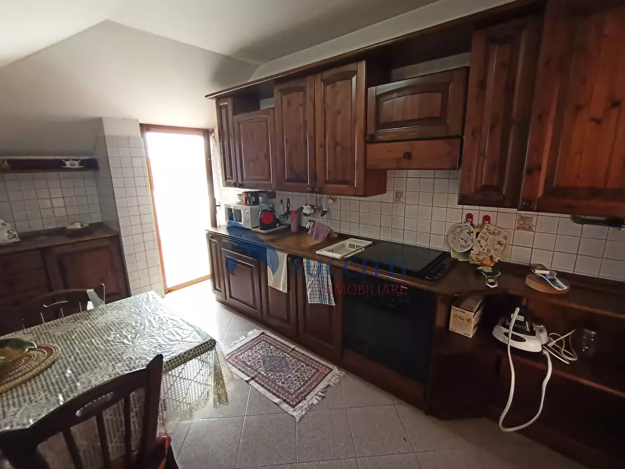 Immagine 5 di Appartamento in vendita  in Via Roma a Corropoli