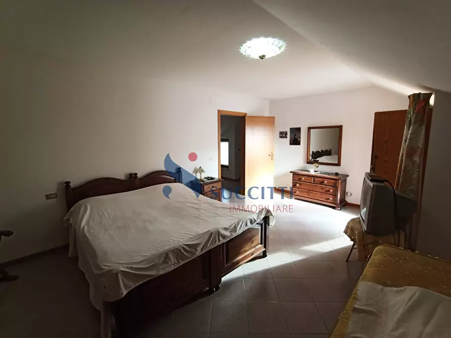 Immagine 21 di Appartamento in vendita  in Via Roma a Corropoli