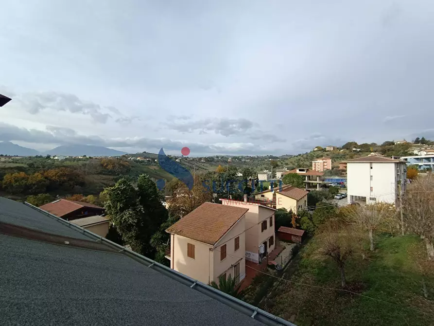 Immagine 30 di Appartamento in vendita  in Via Roma a Corropoli