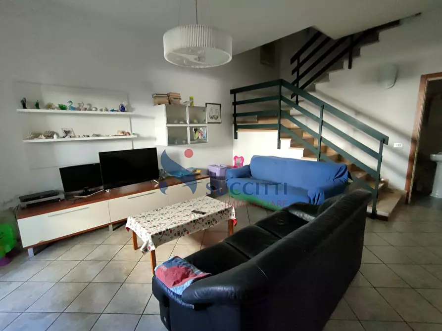 Immagine 15 di Casa indipendente in vendita  in Via G. D'Annunzio a Tortoreto