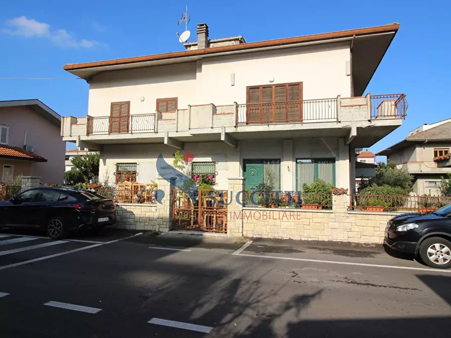 Immagine 1 di Casa indipendente in vendita  in Via Trento a Alba Adriatica
