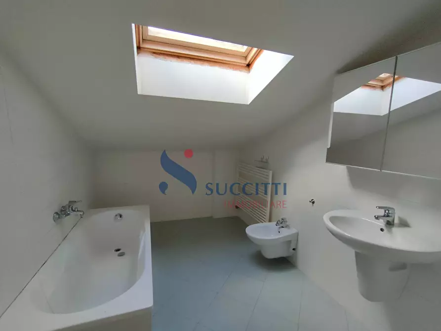 Immagine 22 di Appartamento in vendita  in Via Ettore Petrolini a Martinsicuro