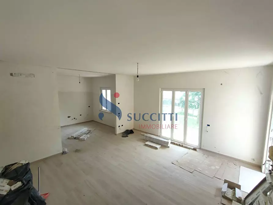 Immagine 10 di Villa in vendita  in Via Corradino D'Ascanio a Tortoreto