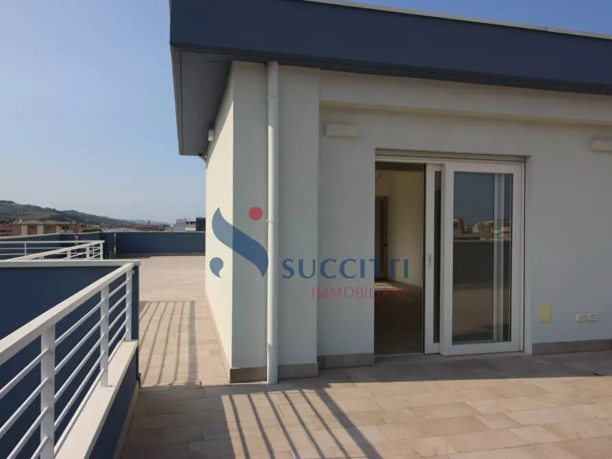 Immagine 3 di Appartamento in vendita  in Via Renato Capanna a Alba Adriatica