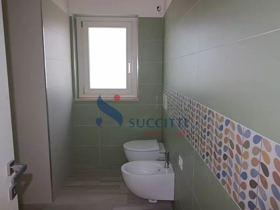 Immagine 17 di Appartamento in vendita  in Via Renato Capanna a Alba Adriatica