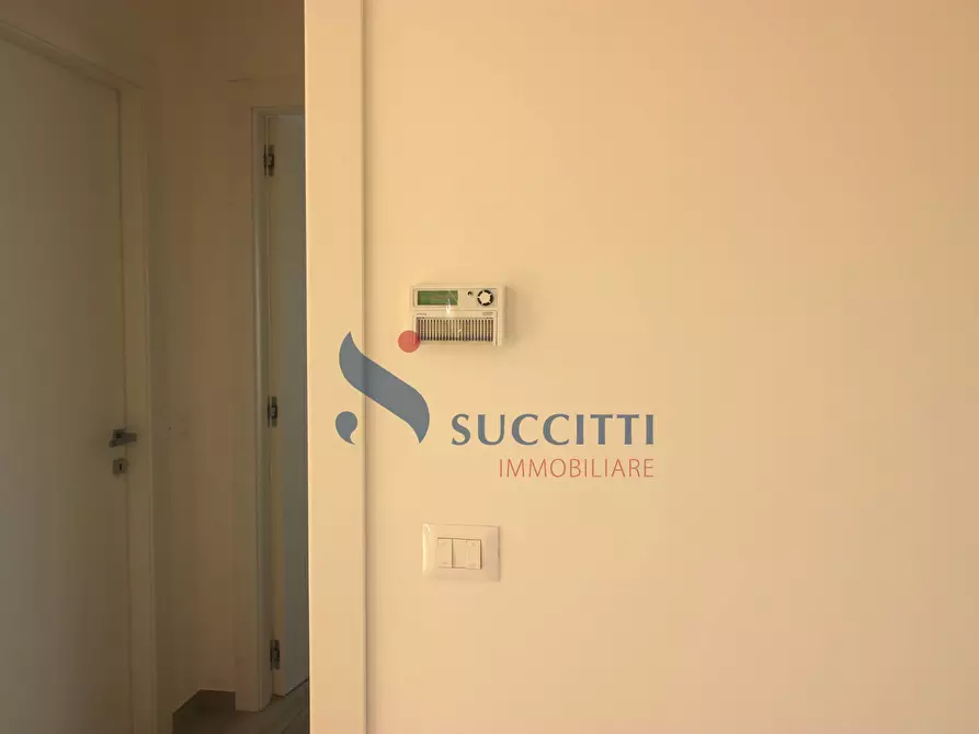 Immagine 20 di Appartamento in vendita  in Via Renato Capanna a Alba Adriatica