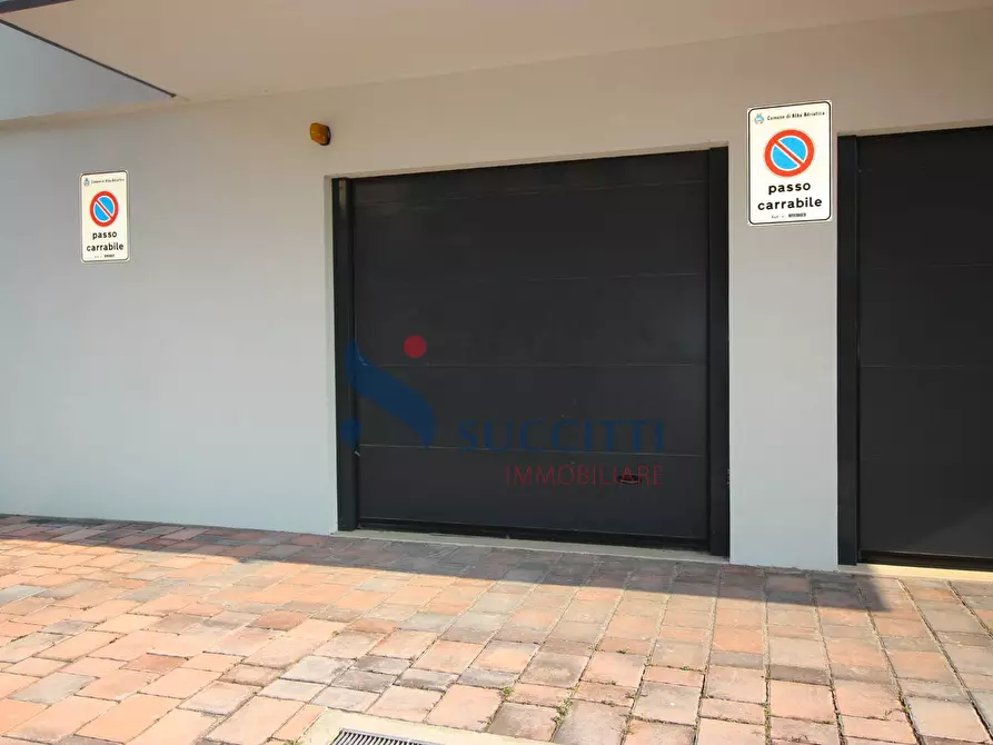 Immagine 25 di Appartamento in vendita  in Via Renato Capanna a Alba Adriatica