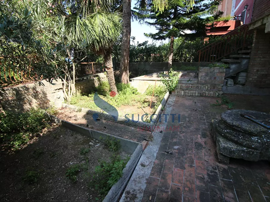 Immagine 5 di Casa indipendente in vendita  in via Tito Acerbo a Giulianova