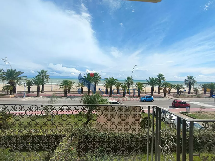Immagine 19 di Appartamento in vendita  in Lungomare Sirena a Tortoreto