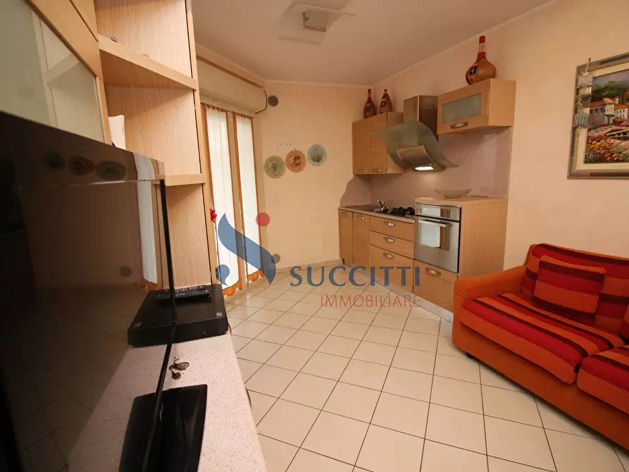 Immagine 4 di Appartamento in vendita  in Lungomare Sirena a Tortoreto