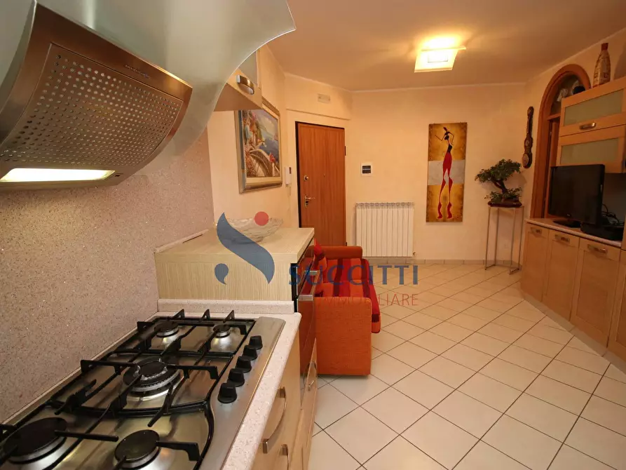 Immagine 5 di Appartamento in vendita  in Lungomare Sirena a Tortoreto