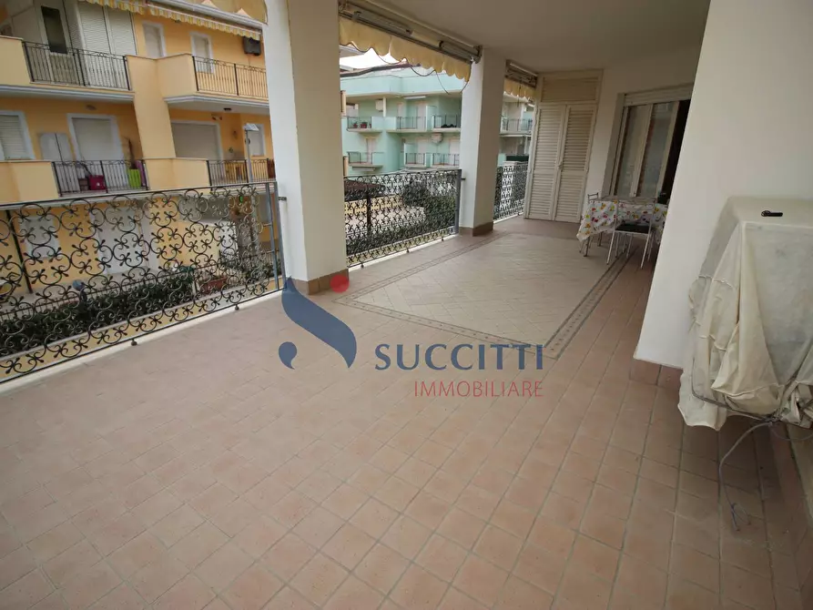 Immagine 13 di Appartamento in vendita  in Lungomare Sirena a Tortoreto