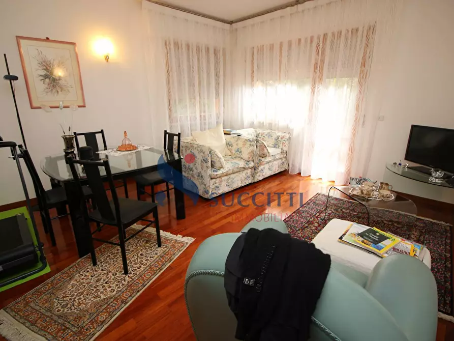 Immagine 5 di Appartamento in vendita  in Via F. Barnabei a Teramo