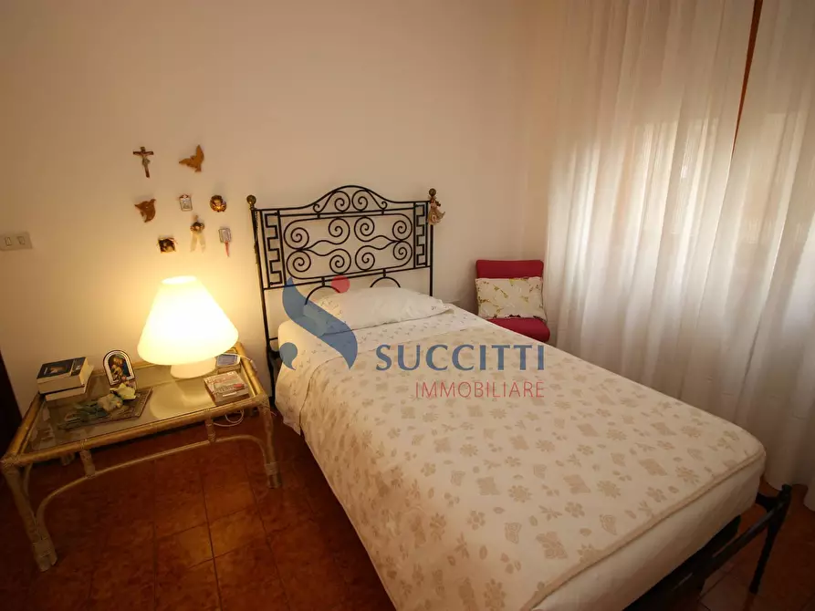 Immagine 19 di Appartamento in vendita  in Via F. Barnabei a Teramo