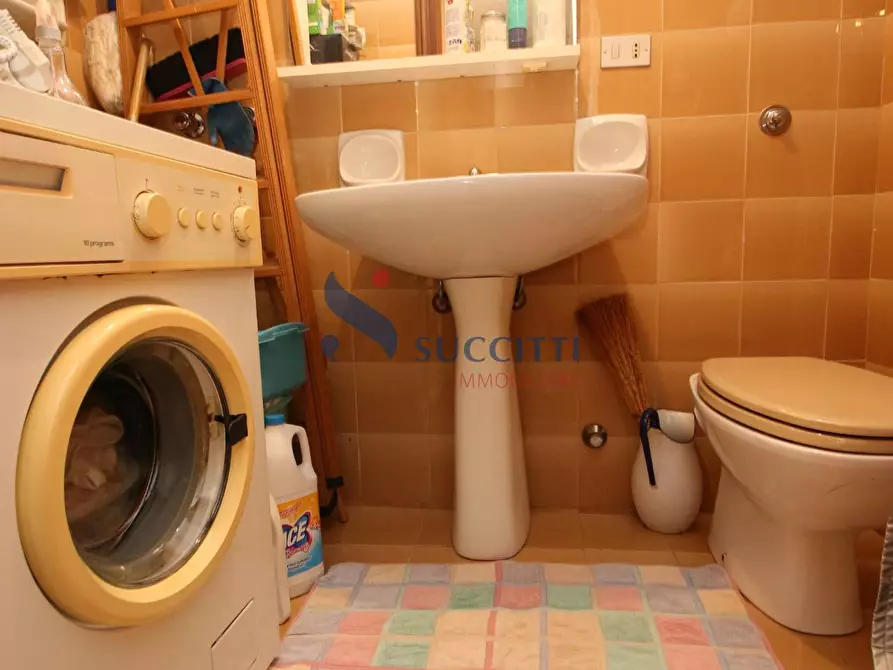 Immagine 26 di Appartamento in vendita  in Via F. Barnabei a Teramo