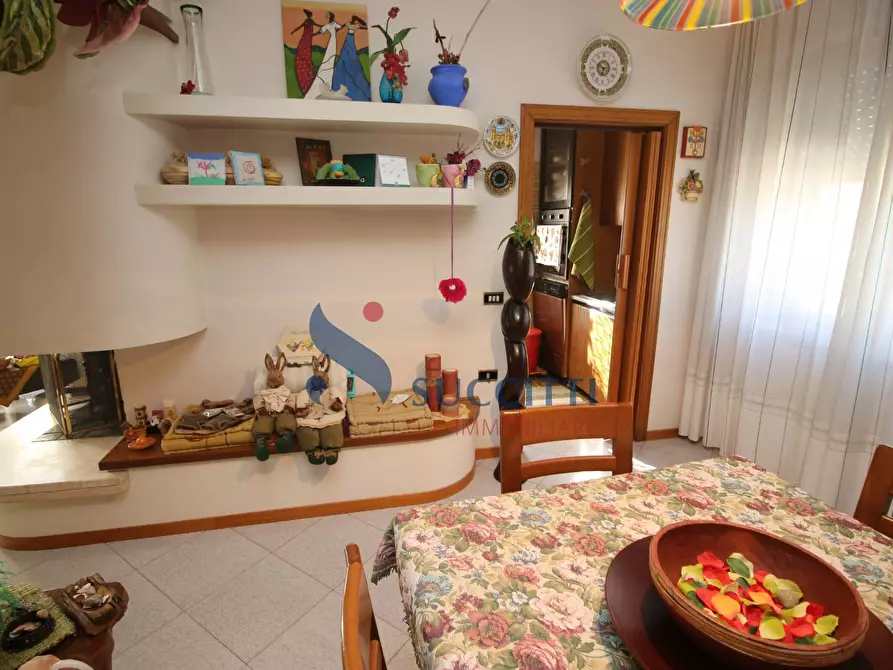 Immagine 30 di Casa indipendente in vendita  in Via dei Tigli a Alba Adriatica