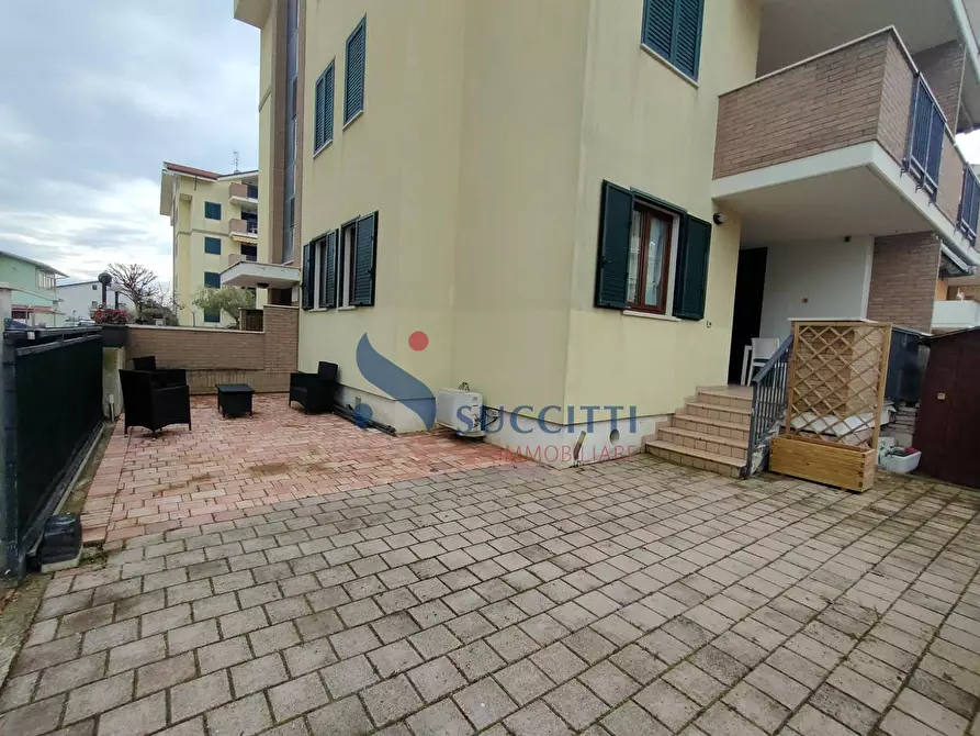 Immagine 20 di Appartamento in vendita  in Via Giuseppe Saragat a Tortoreto