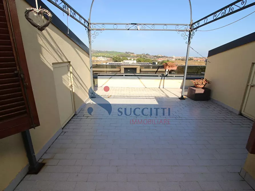Immagine 23 di Attico in vendita  in via del concordato a Alba Adriatica