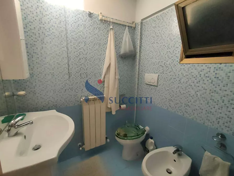 Immagine 27 di Appartamento in vendita  in Via Isonzo a Tortoreto