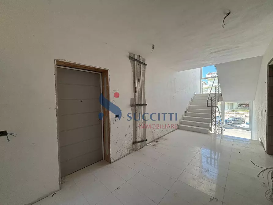 Immagine 27 di Appartamento in vendita  in Lungomare Sirena a Tortoreto