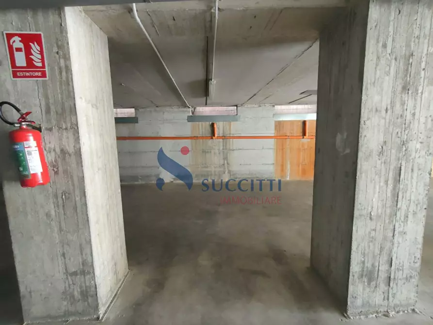 Immagine 19 di Appartamento in vendita  in via Tiziano Vecellio a Tortoreto