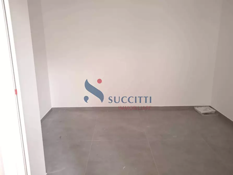 Immagine 7 di Appartamento in vendita  in Via Abruzzo a Alba Adriatica