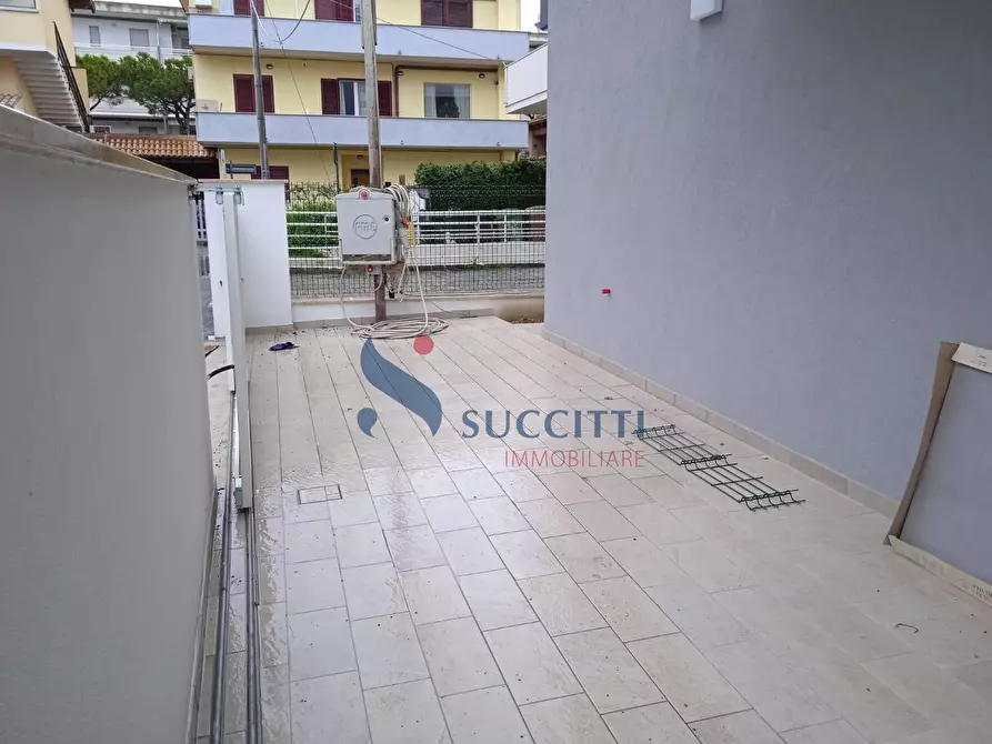 Immagine 19 di Appartamento in vendita  in Via Abruzzo a Alba Adriatica