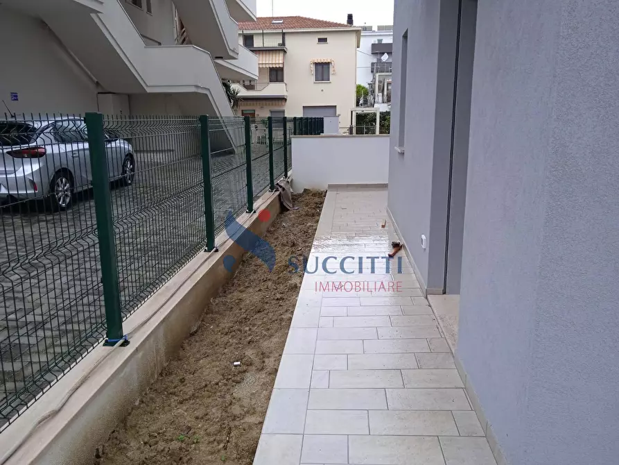 Immagine 24 di Appartamento in vendita  in Via Abruzzo a Alba Adriatica