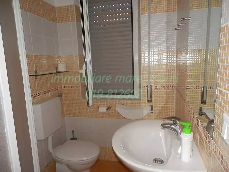 Immagine 23 di Appartamento in vendita  in via marconi a Celle Ligure