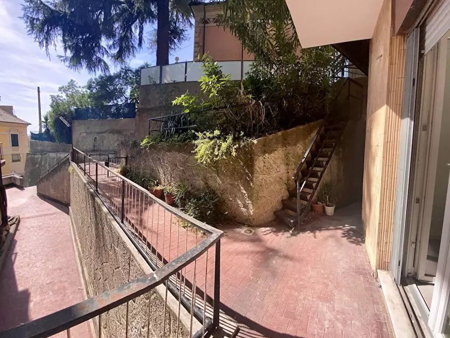 Immagine 1 di Appartamento in vendita  in via genova a Savona