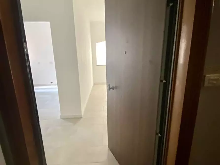 Immagine 2 di Appartamento in vendita  in via genova a Savona