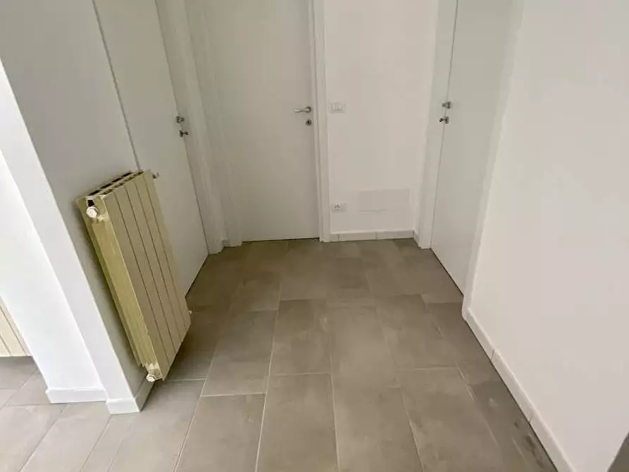 Immagine 21 di Appartamento in vendita  in via genova a Savona