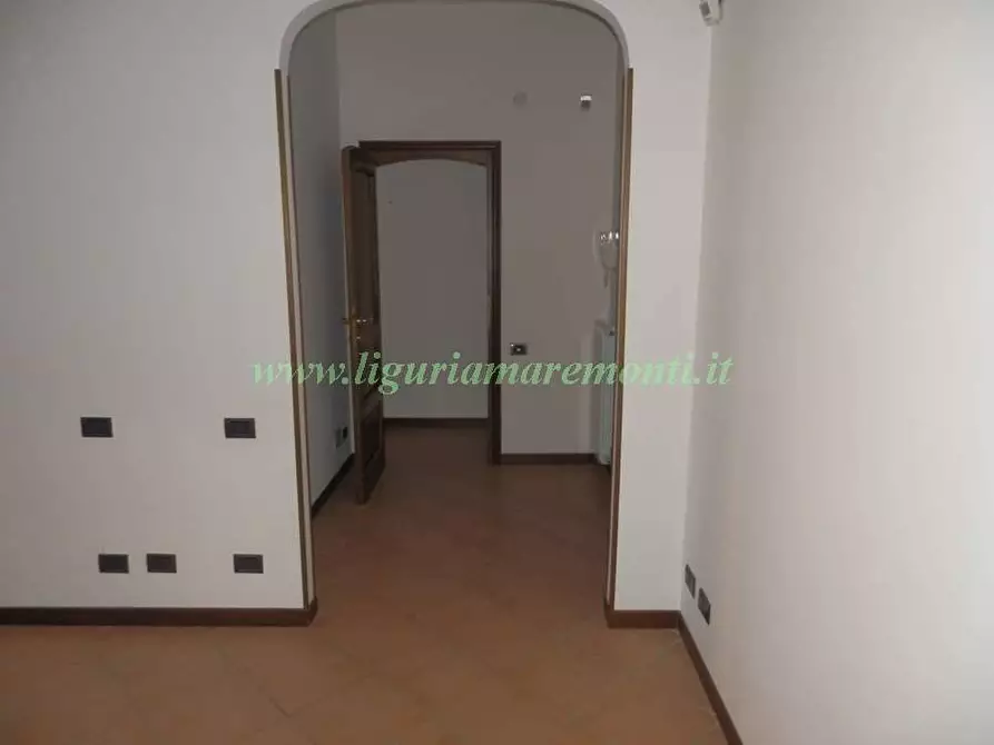 Immagine 16 di Appartamento in vendita  in via mongrifone a Savona