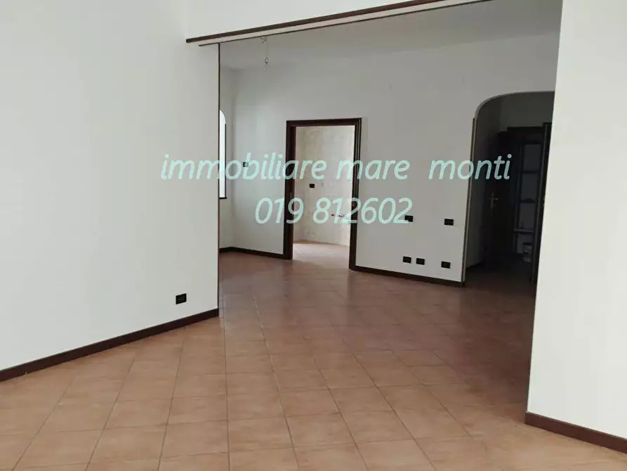 Immagine 5 di Appartamento in vendita  in via mongrifone a Savona