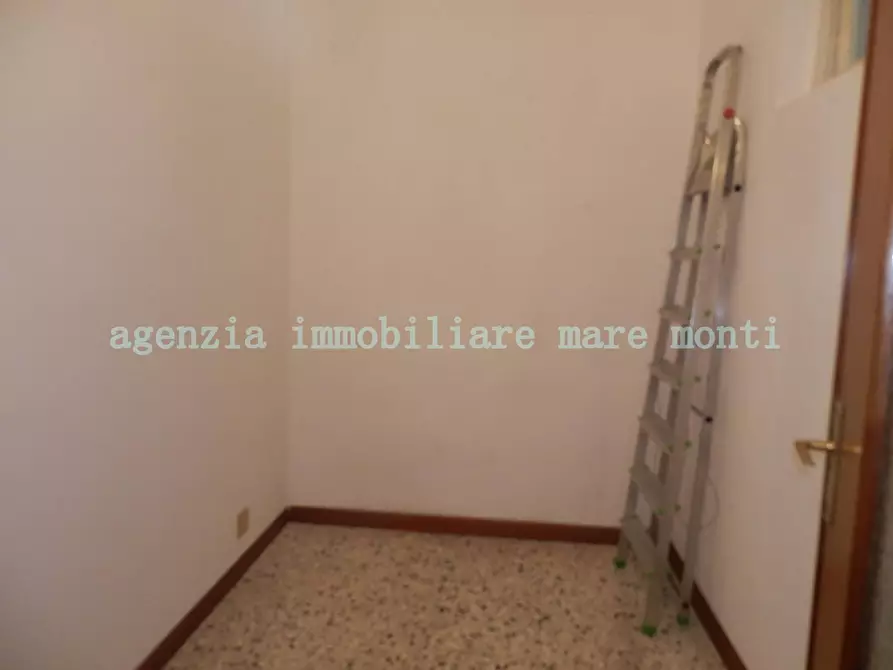 Immagine 14 di Appartamento in vendita  in via santuario a Savona