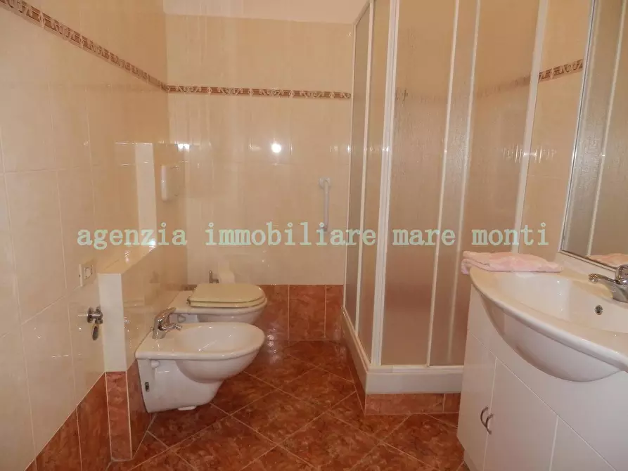 Immagine 16 di Appartamento in vendita  in via santuario a Savona