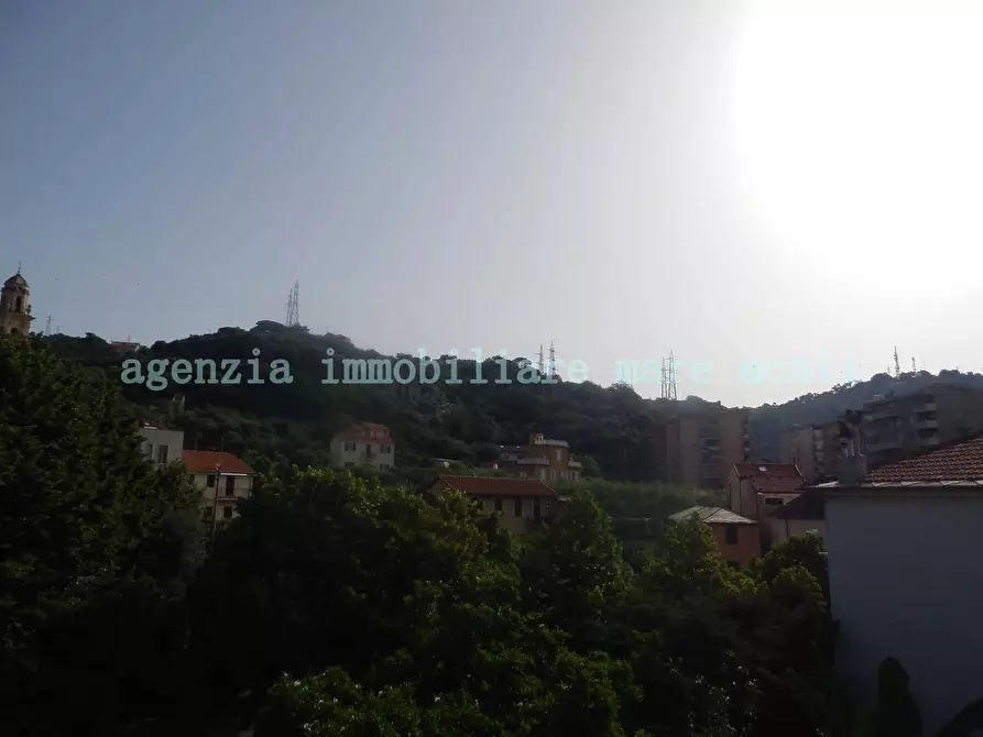 Immagine 30 di Appartamento in vendita  in via santuario a Savona