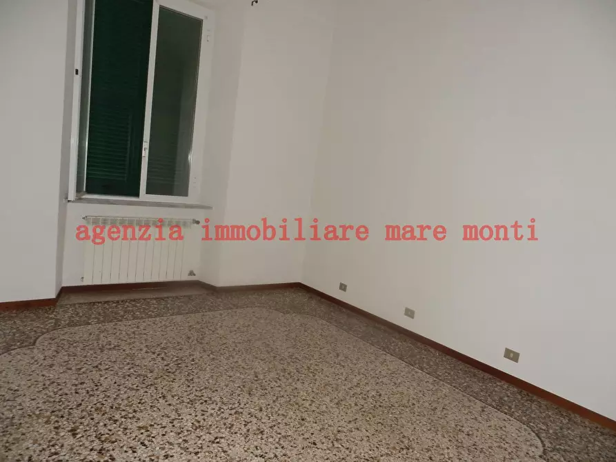 Immagine 7 di Appartamento in affitto  in via astengo a Savona