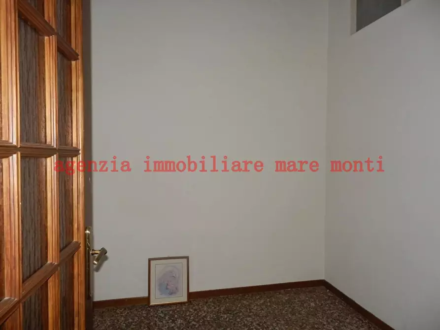 Immagine 10 di Appartamento in affitto  in via astengo a Savona