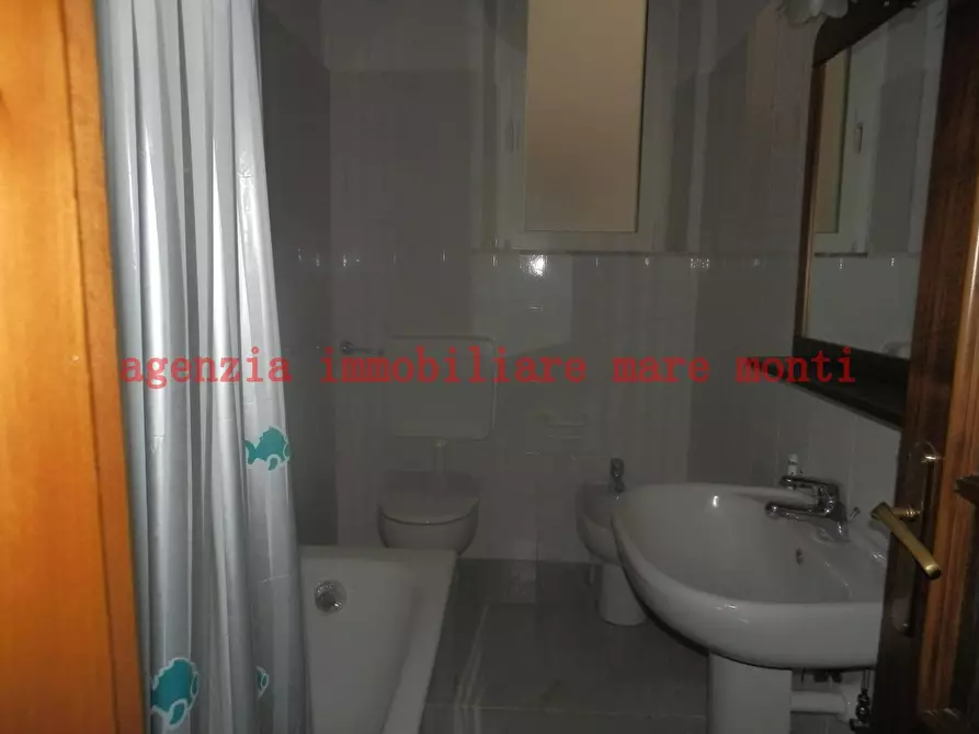 Immagine 13 di Appartamento in affitto  in via astengo a Savona