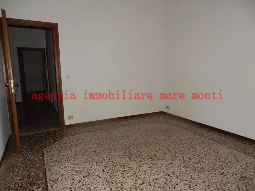 Immagine 16 di Appartamento in affitto  in via astengo a Savona