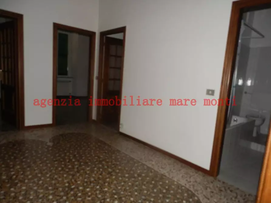 Immagine 22 di Appartamento in affitto  in via astengo a Savona