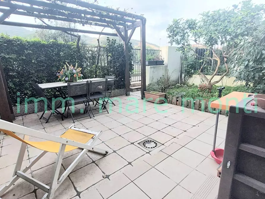 Immagine 9 di Appartamento in vendita  in via caviglia a Vado Ligure