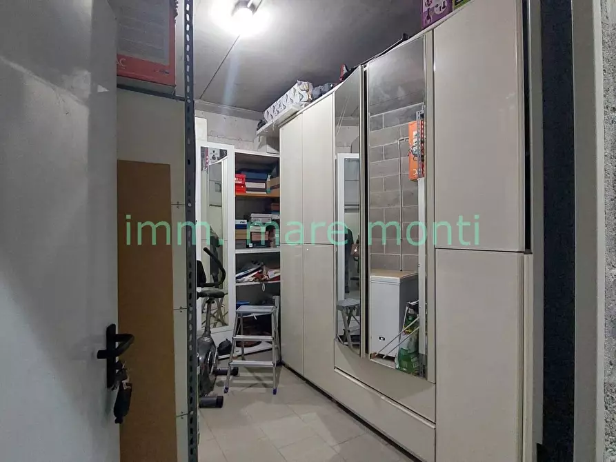 Immagine 21 di Appartamento in vendita  in via caviglia a Vado Ligure