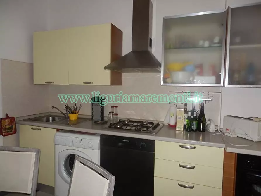 Immagine 13 di Appartamento in affitto  in via pia a Savona