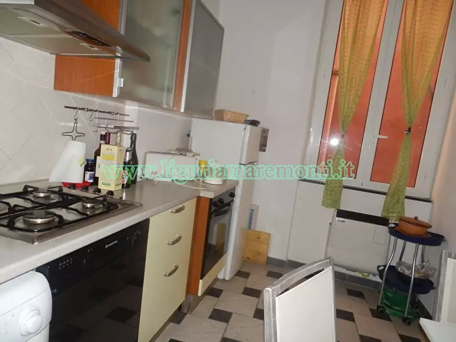 Immagine 2 di Appartamento in affitto  in via pia a Savona